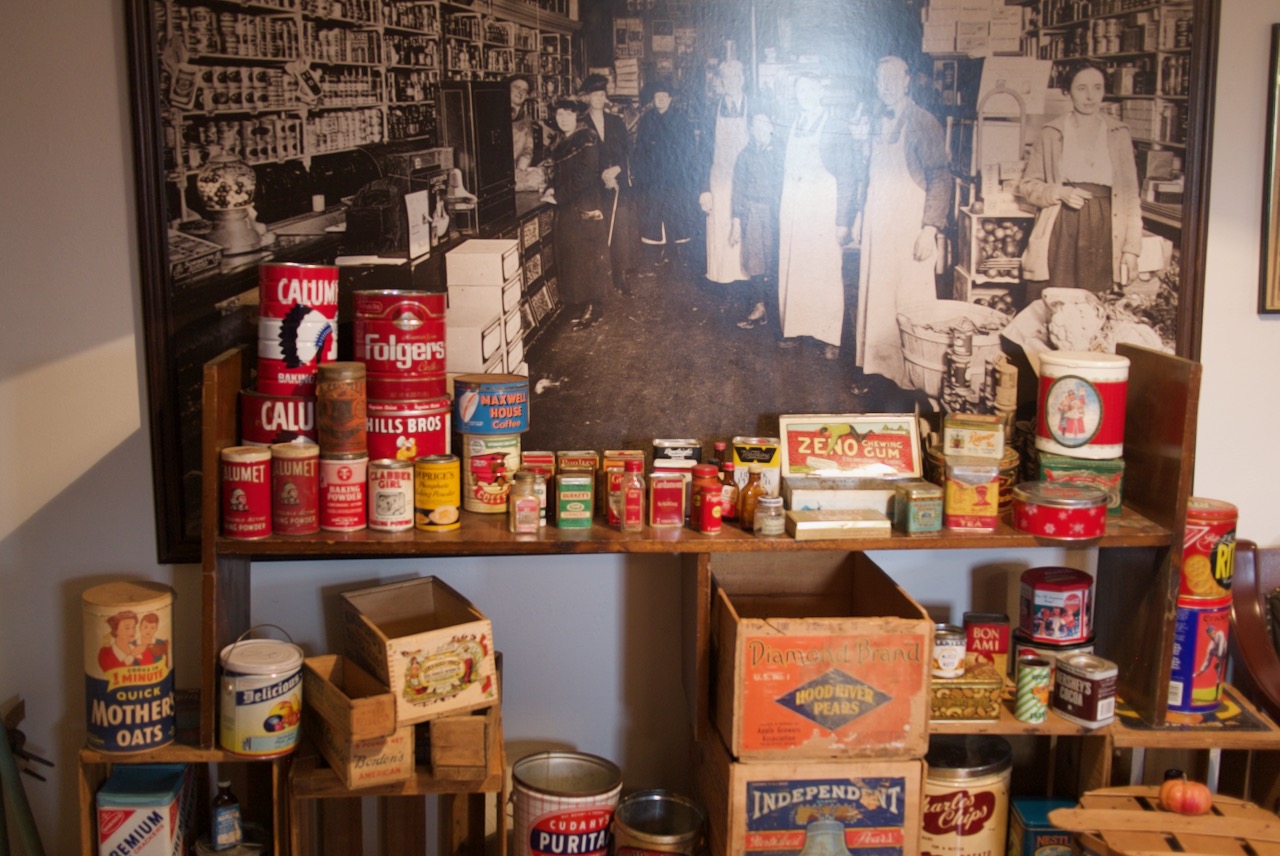 larger version of photo of vintage grocery display